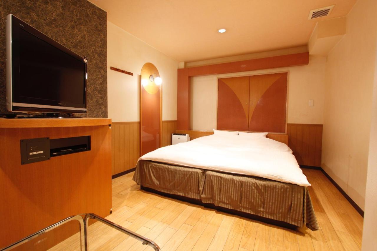 Hotel Mio (Adults Only) Kariya Exterior photo