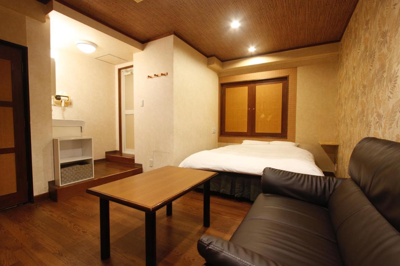 Hotel Mio (Adults Only) Kariya Exterior photo